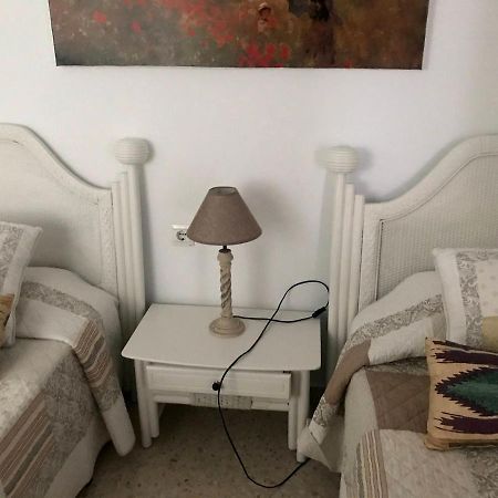 Apartamento Tuhillo 8 Нерха Екстериор снимка